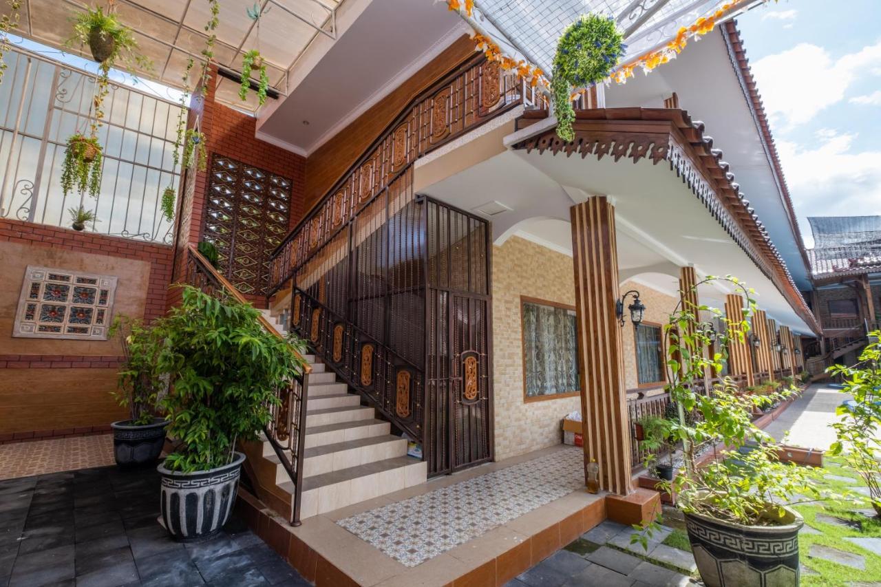 Sartini Inn Jogja Yogyakarta Esterno foto