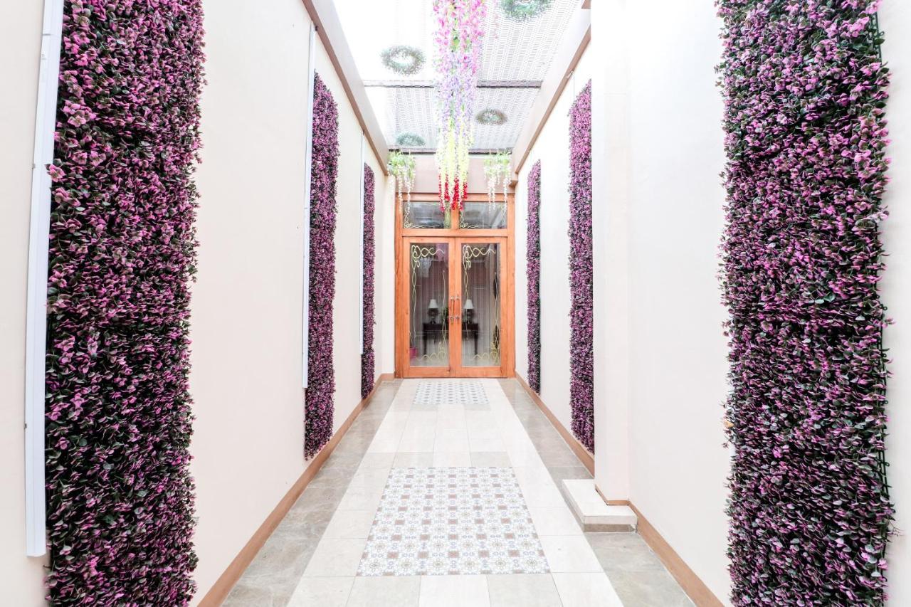 Sartini Inn Jogja Yogyakarta Esterno foto